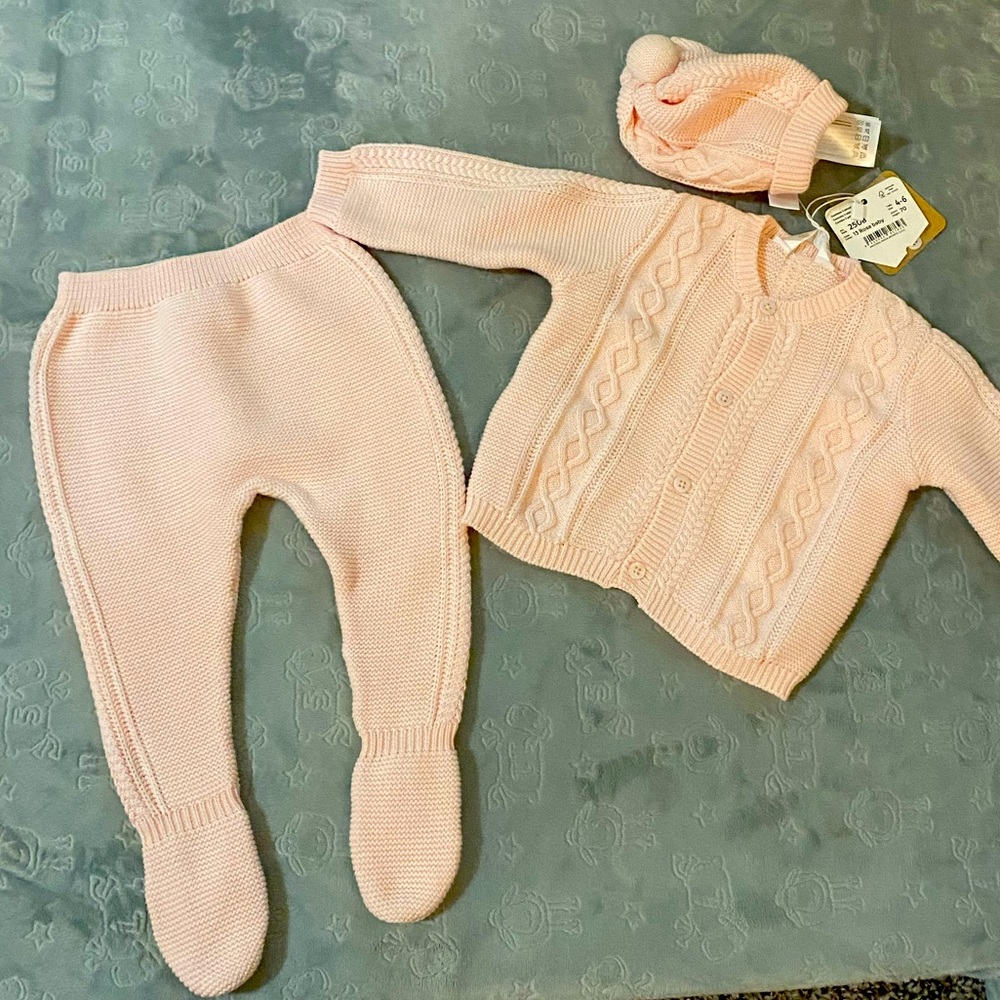 *NEW WITH TAGS* Mayoral Baby Knit Pants, Sweater & Hat: Size 4-6mos